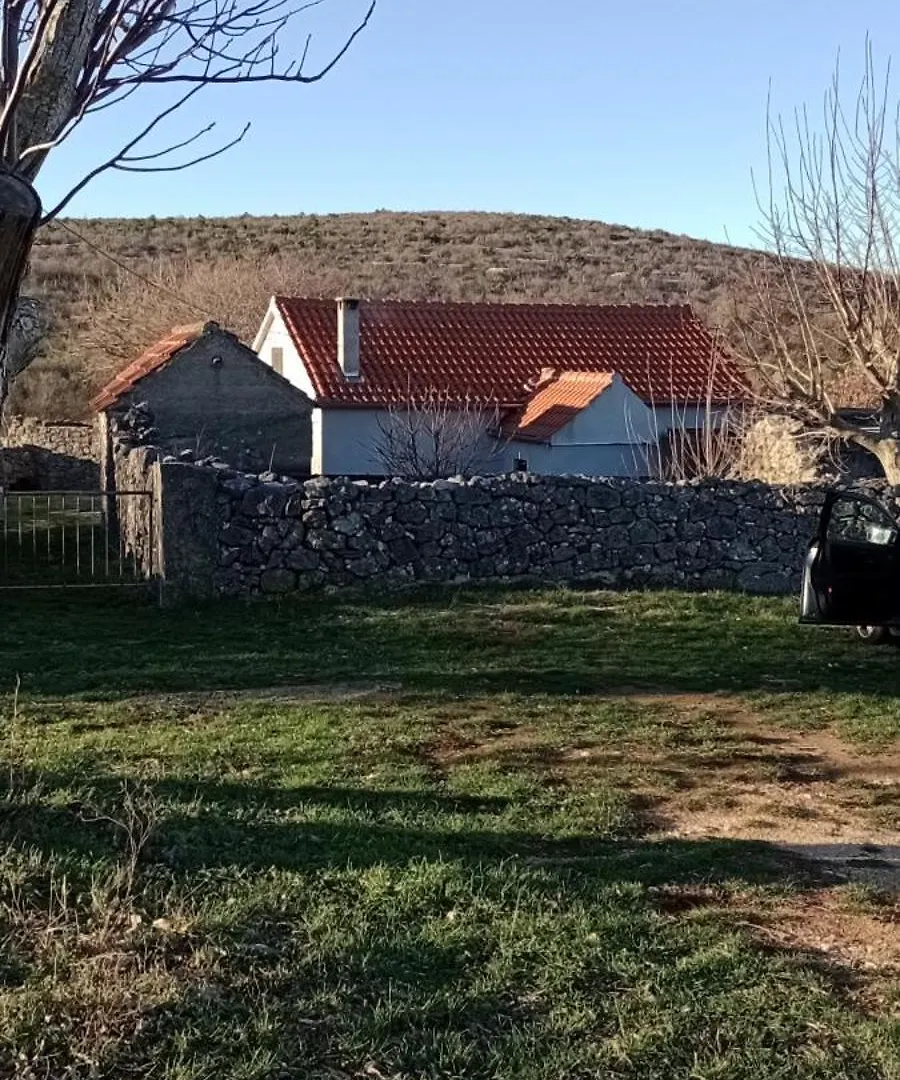 Casa de Férias Kuca Za Odmor Gabri-El Vila Kruševo